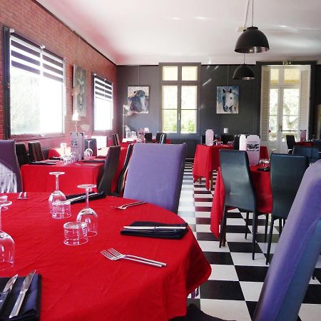 Hotel Restaurant Le Colombier Remoulins Kültér fotó