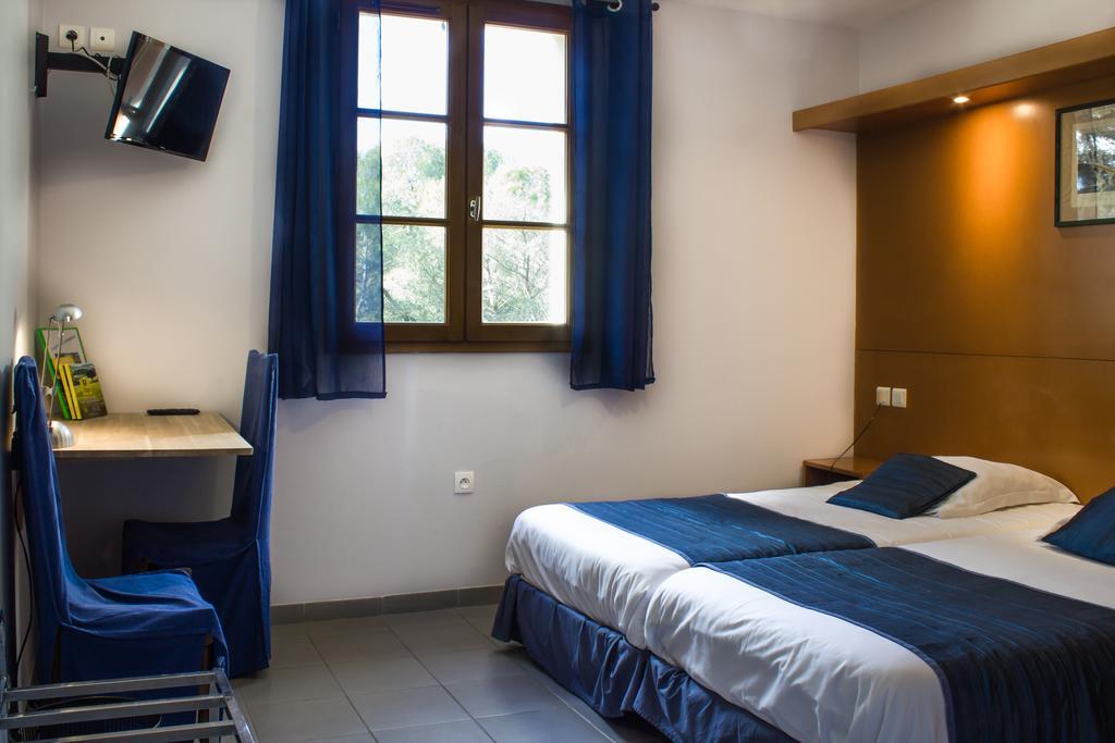 Hotel Restaurant Le Colombier Remoulins Kültér fotó