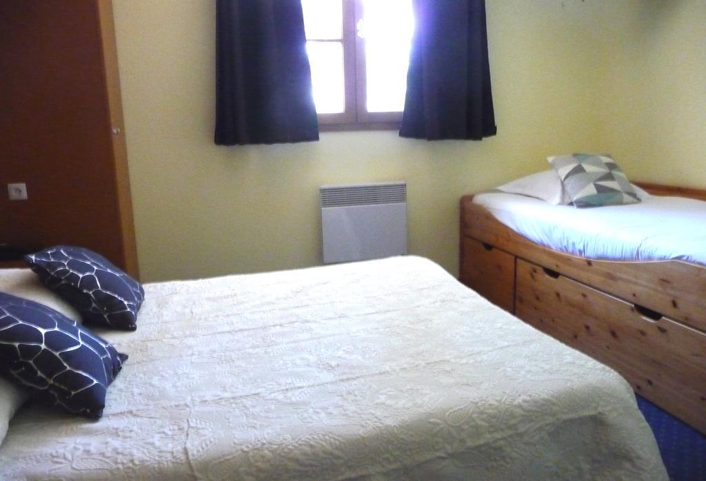 Hotel Restaurant Le Colombier Remoulins Kültér fotó
