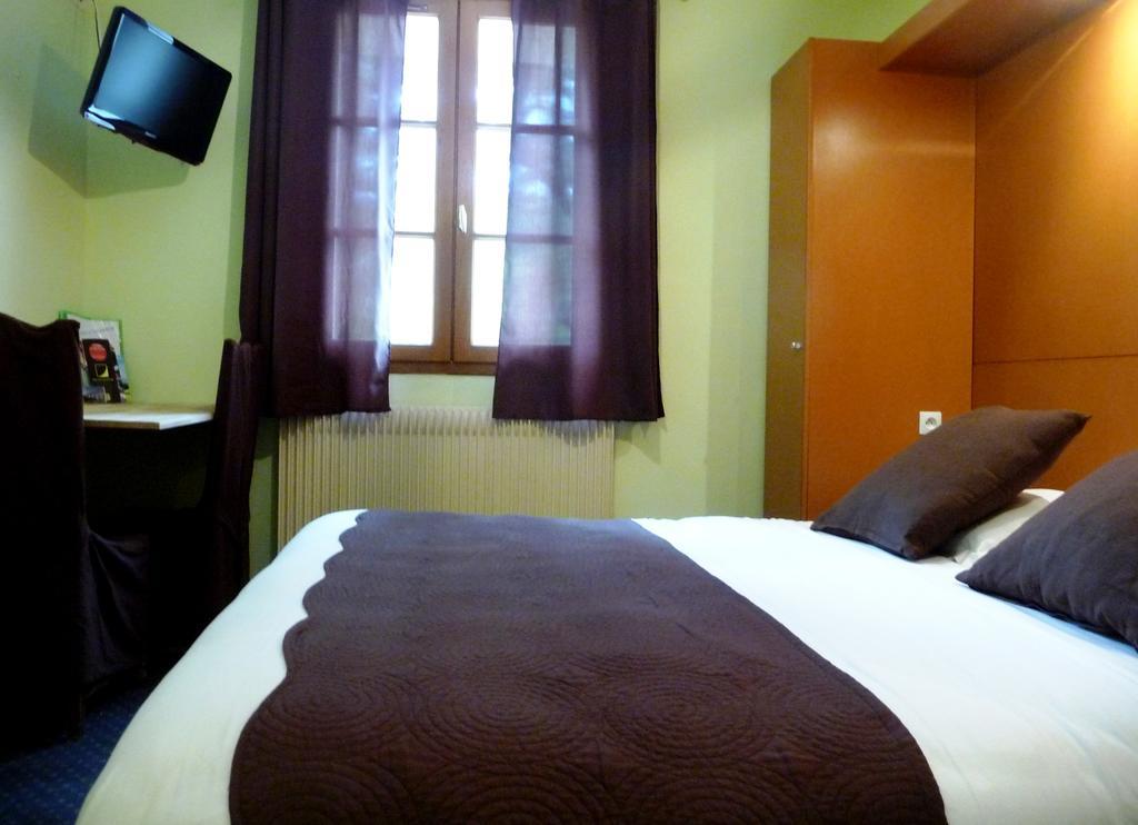 Hotel Restaurant Le Colombier Remoulins Kültér fotó