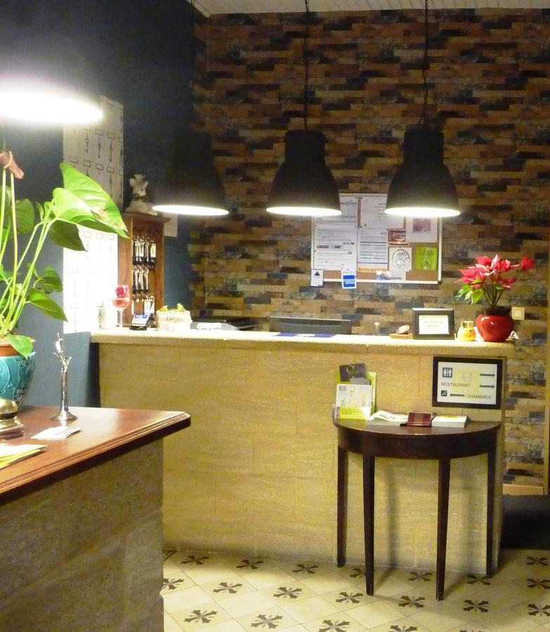 Hotel Restaurant Le Colombier Remoulins Kültér fotó